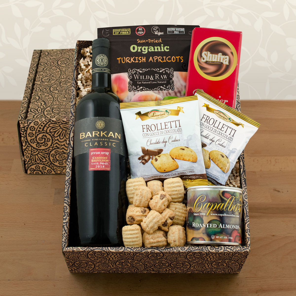 prodimages/Cab Sauv and Gourmet Gift Box